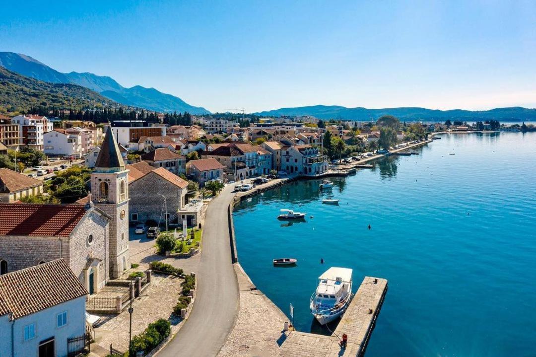 Guesthouse Giraffe Donja Lastva Zewnętrze zdjęcie